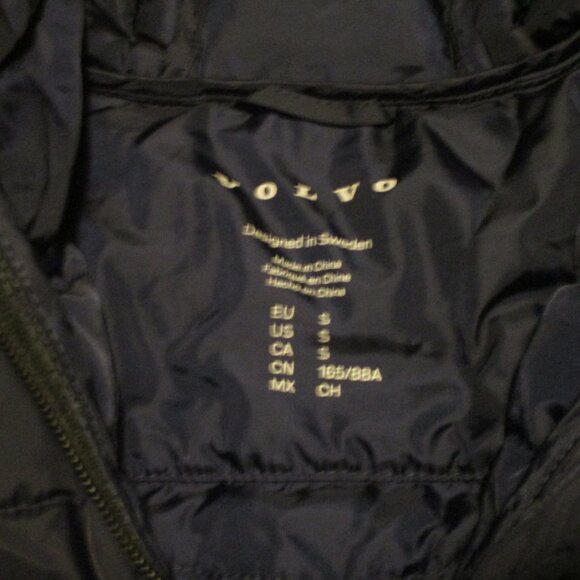 Volvo Puffer Lightweight Quilted Hooded Logo Jacket Black Size S - Picture 2 of 6